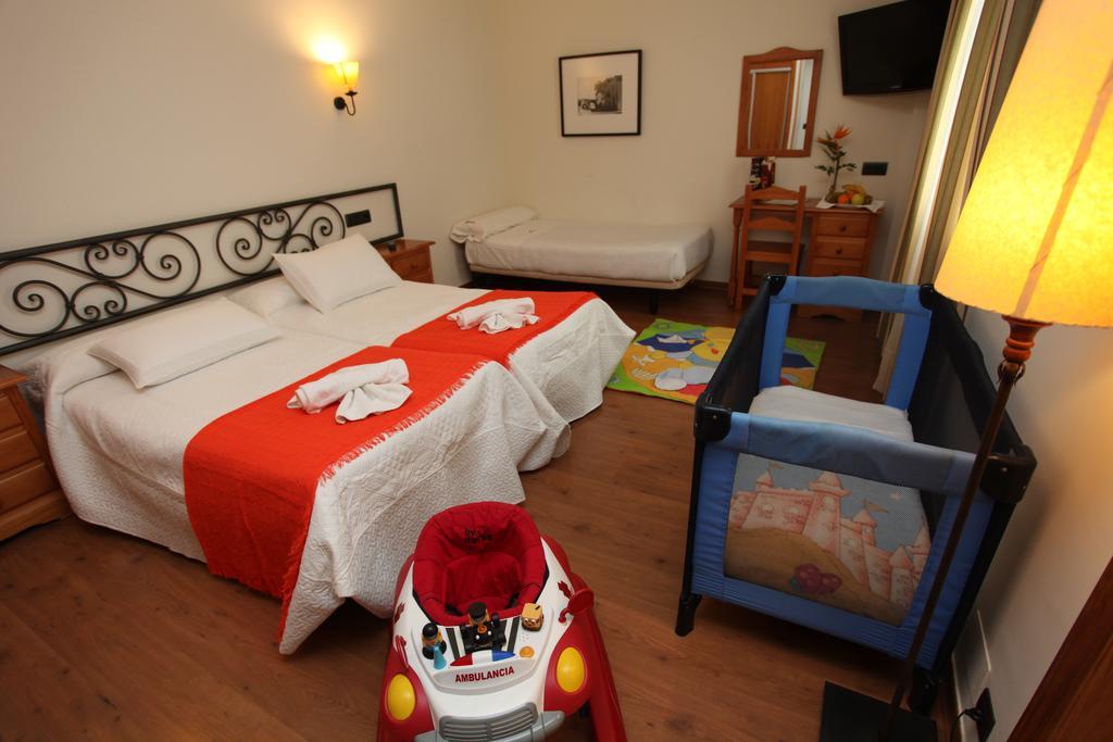 Hotel La Bodega Ciudad-Rodrigo Esterno foto