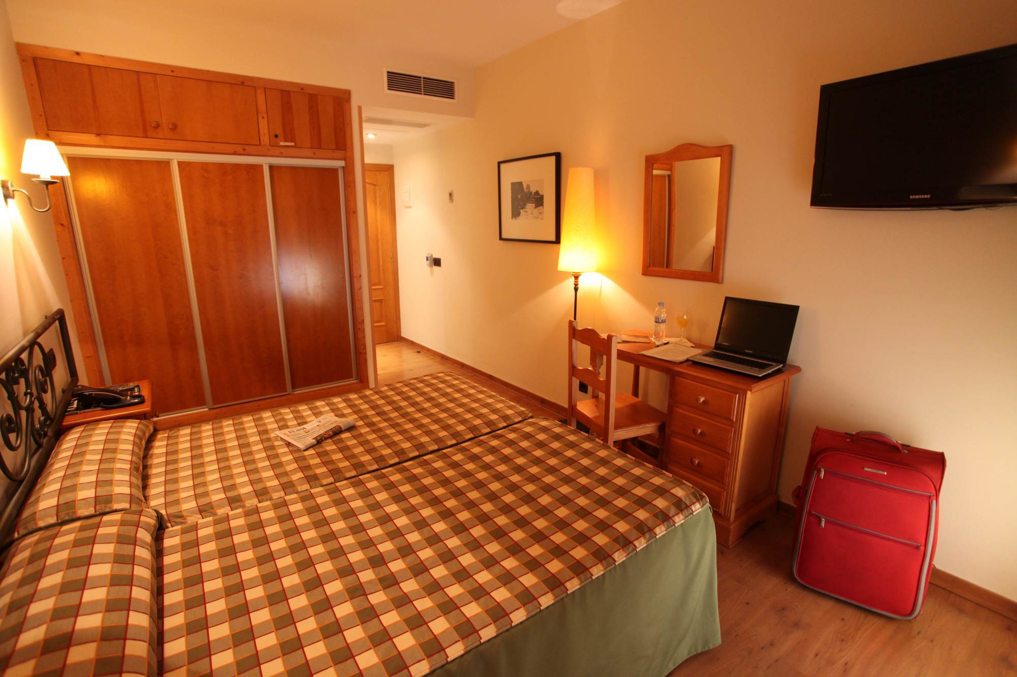 Hotel La Bodega Ciudad-Rodrigo Esterno foto
